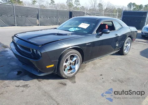 2010 Dodge Challenger R/T z USA, uszkodzony, nr VIN 2B3CJ5DTXAH200152